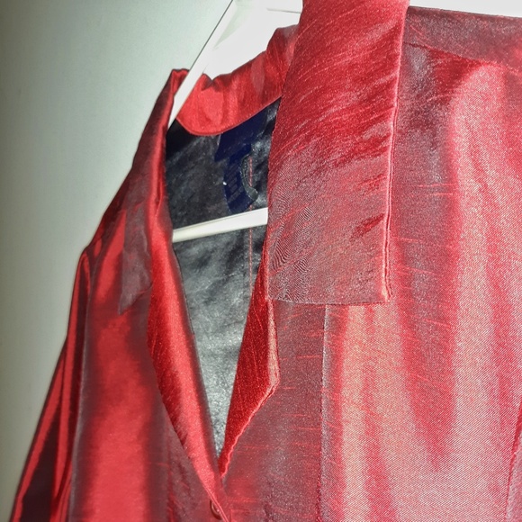 PLUS Venezia Dress Blouse - Picture 2 of 5